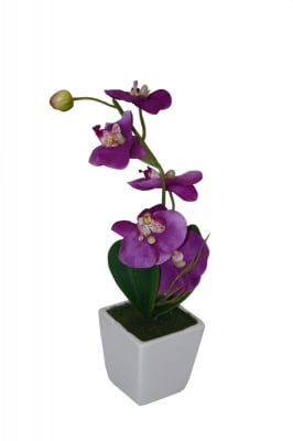 Изкуствена орхидея в саксия