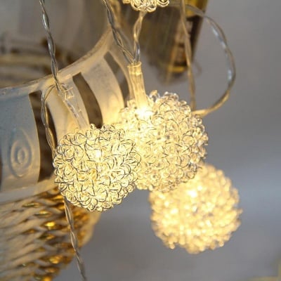 Светещи лампички -златни и сребърни топки