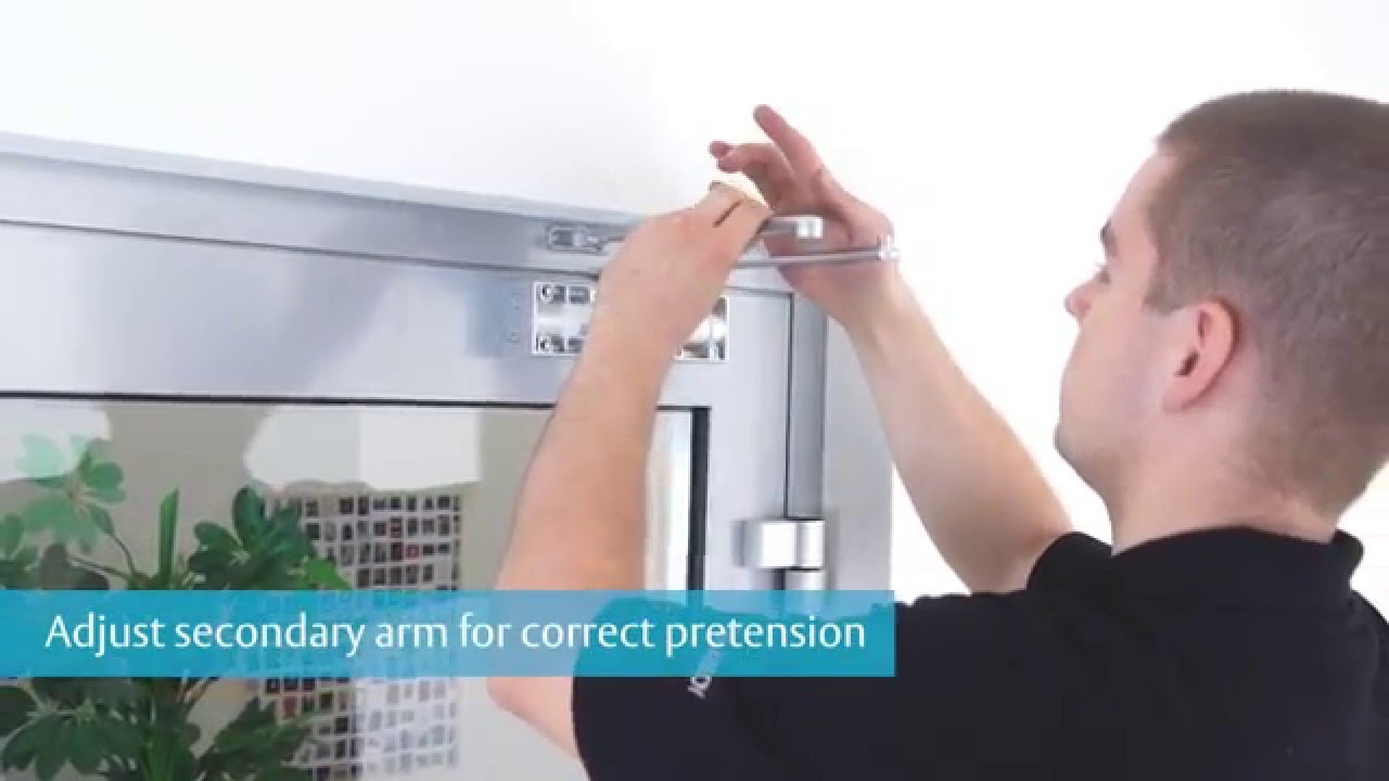 Автомат за затваряне на врати ASSA ABLOY DC140 със зъбна рейка и свързващо рамо за еднокрили врати с ширина до 125 см - БЯЛ