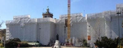 Предпазна и скриваща мрежа за скеле H300