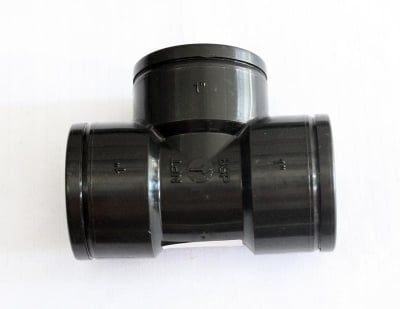 Тройник вътрешна резба 1 1/4" х 1 1/4" х 1 1/4"