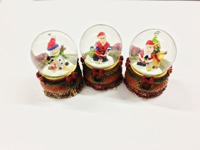 Коледно преспапие