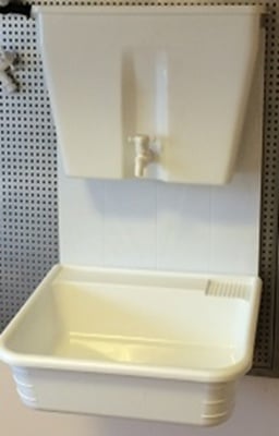 Навесен умивалник - мивка и резервоар за вила, двор и къмпинг Вилен