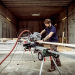 Циркуляр с герунг с изтегляне METABO KGS 305 M 613305000