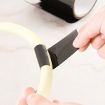 Полиетиленова водоустойчива самозалепваща лента MAGUS за бързи ремонти на течове - 1,5 метра × 50 мм